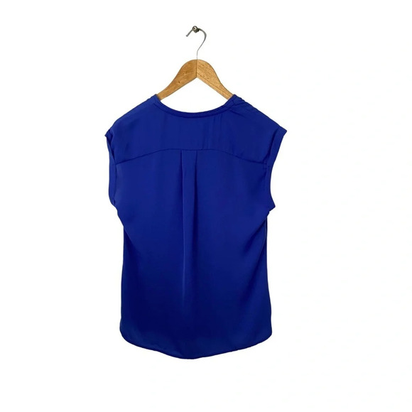 DYNAMITE  BLUE SLEEVELESS ZIP TOP| size XS - Picture 2 of 4